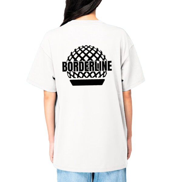 T-shirt Unisexe Oversized - T-shirt dans le merch Borderline - blanc écriture noire - face : écrit Borderline - dos : logo